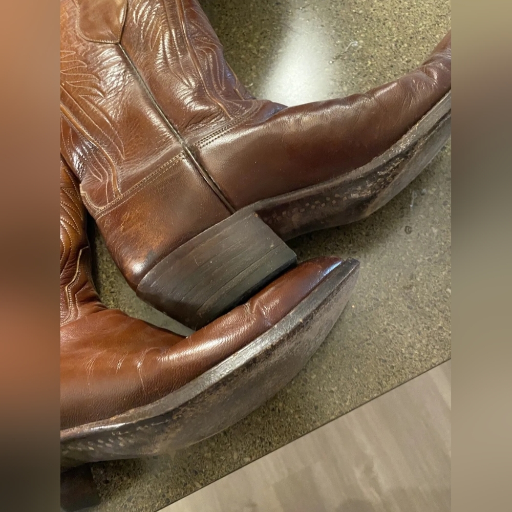 Women's LUCCHESE boots